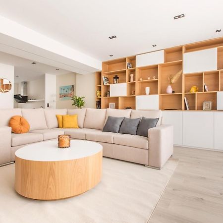 Appartement spacieux et moderne 4 chambres à 5mn à pieds République Lilla Esterno foto